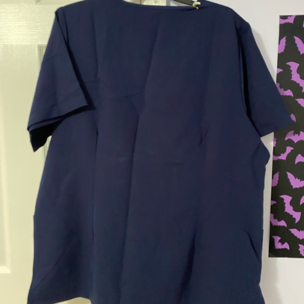 Mandala Scrub Top - Picture 2 of 4